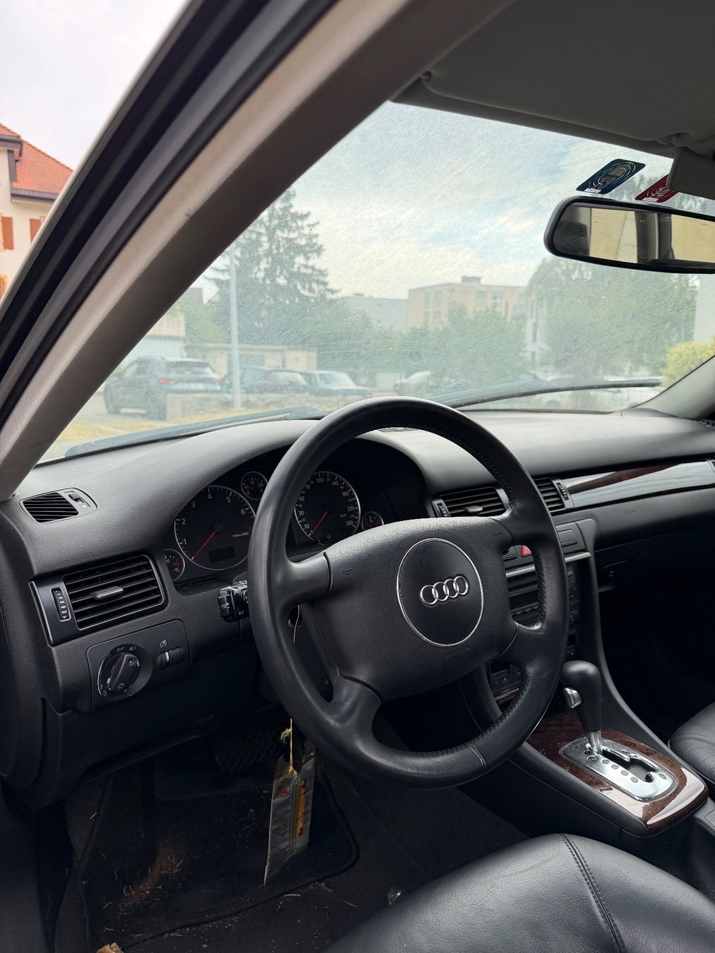 Audi Autos: Audi A6 2.4 V6 – Defekt aus Peseux von Adonis123 4