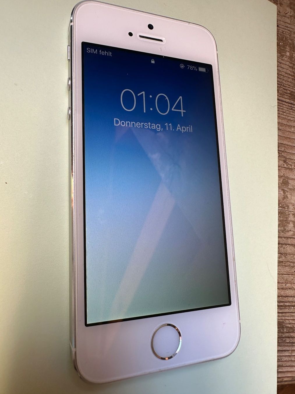 Apple Telefoni cellulari / Smartphones: iPhone 5 Modell 1457 mit Akku – Usato da Zürich venduto da atlantis77 7