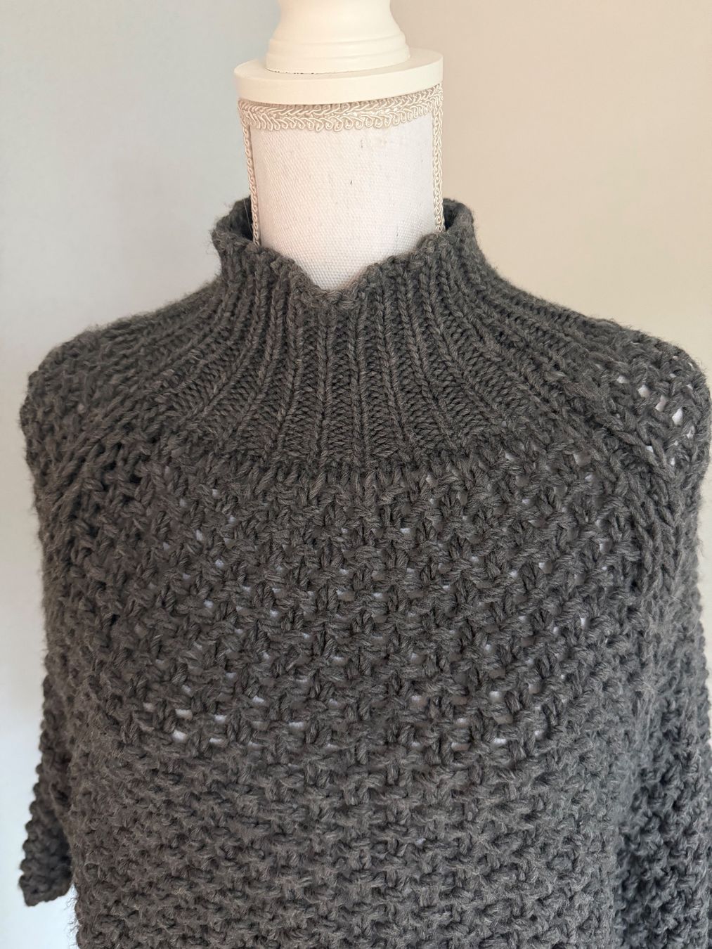 Maglioni & Felpe: Marta Pullover Onesize – Usato da Lohn SH venduto da mathea 2