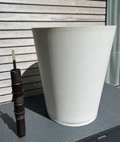 Grosser Pflanzentopf