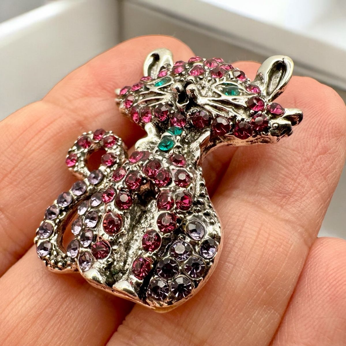 Spille & Fermagli: Grün rosa Strass Katze Brosche – Usato da Lamone venduto da LaCantinaMagica 4