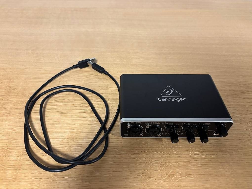 Attrezzatura per studi di registrazione: Behringer U-Phoria UMC202HD – Usato da Niederbipp venduto da Bonzo_10 2