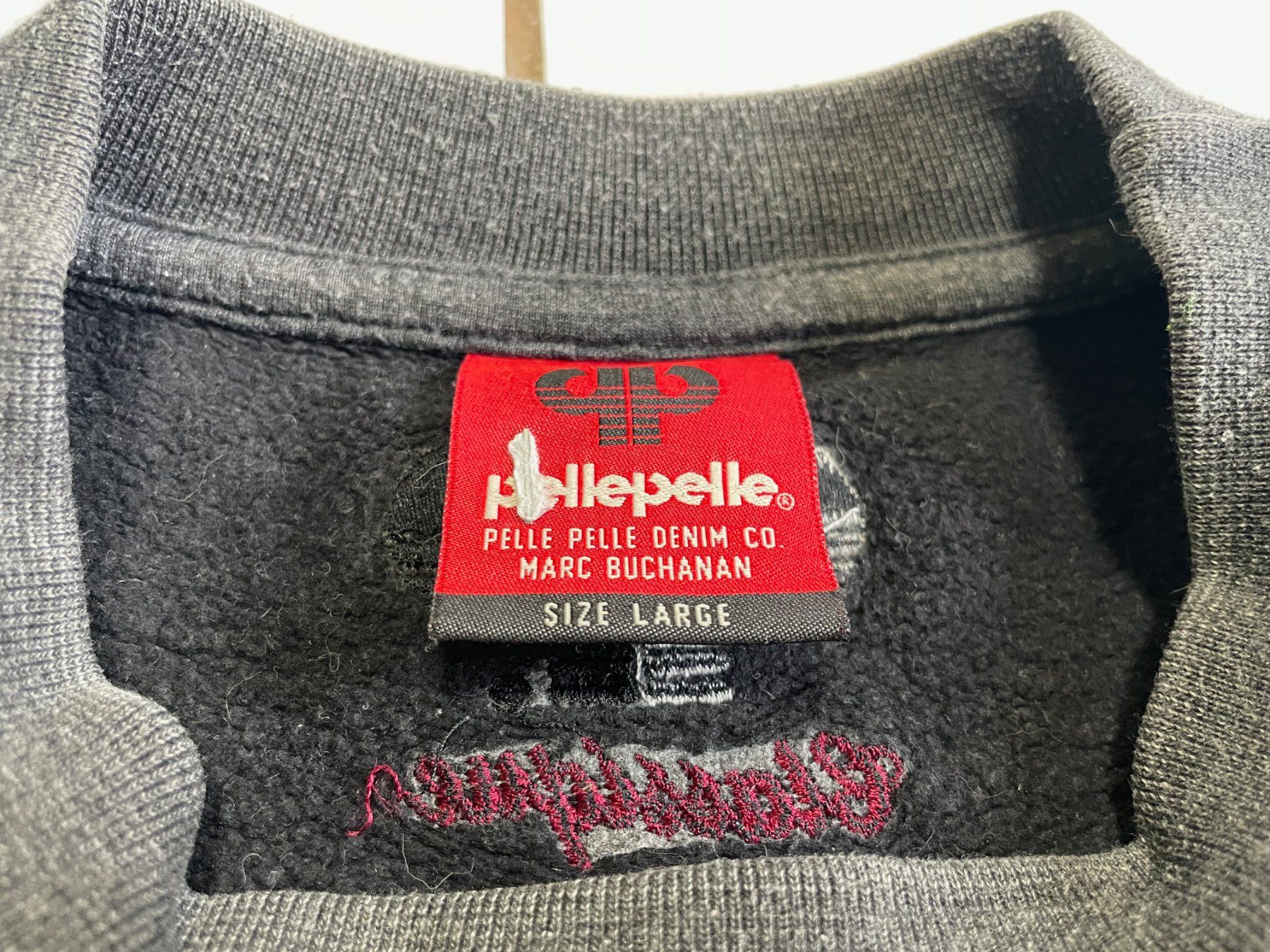 Maglioni & Felpe: Vintage Y2K Pelle Pelle Pulli Size XL – Usato da Zürich venduto da le_souk 4