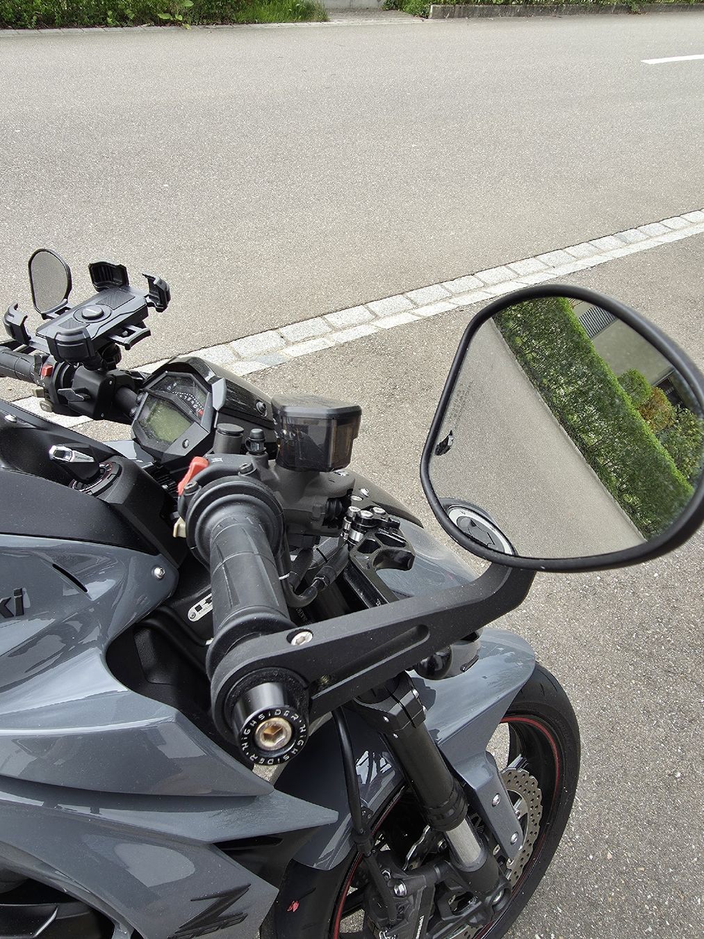 Kawasaki Strasse: Kawasaki Z1000 mach mir ein Angebot – Neu (gemäss Beschreibung) aus Döttingen von Kevi85 7