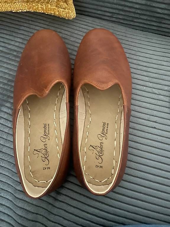 Scarpe da uomo: Yemeni lederschuhe grösse 42 – Nuovo (secondo la descrizione) da Dübendorf venduto da rocki07 1