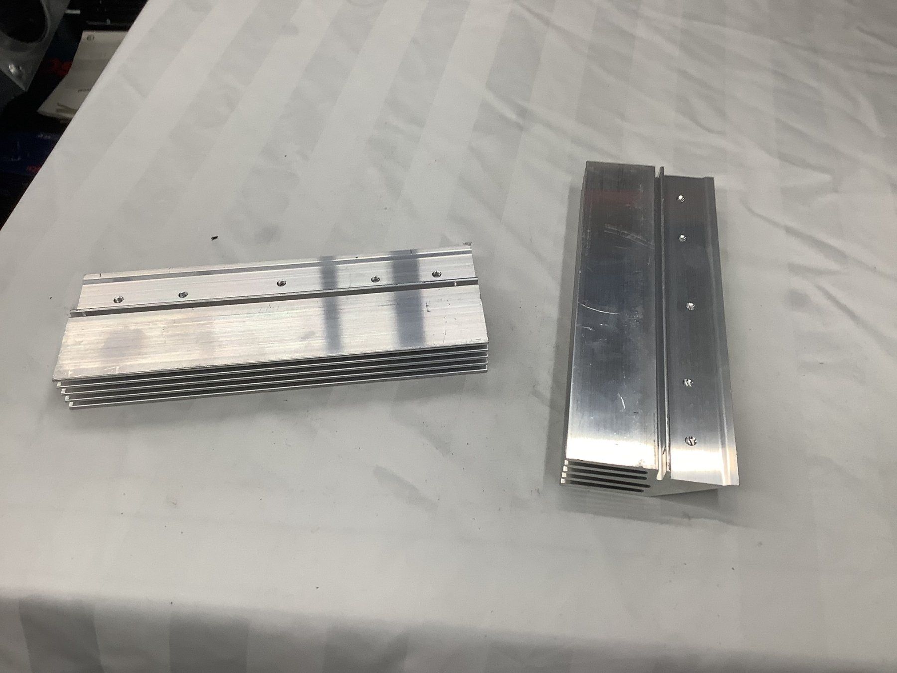 Componenti elettronici: KÜHLKÖRPER ALUMINIUM – Usato da Glarus venduto da Mdelphi 9
