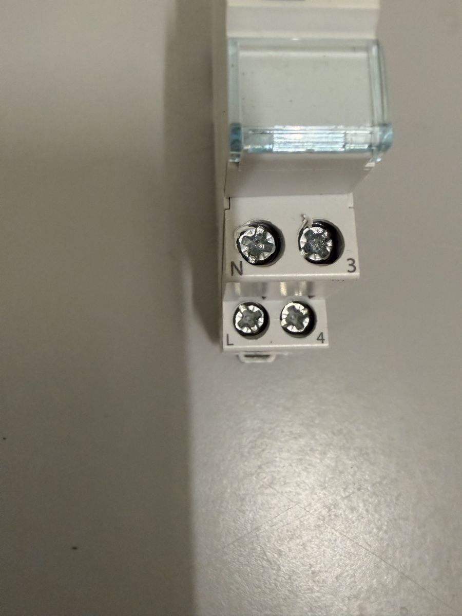 Hager Interrupteurs: Treppenhausautomat  – Neuf (Voir description) à Zürich par papaplatte 1
