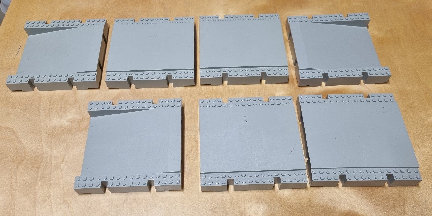 Lego Kit di costruzioni: LEGO Baseplate, Raised Platform 16 x 16 with and witout ramp – Usato da Basadingen venduto da NekoBricks 1