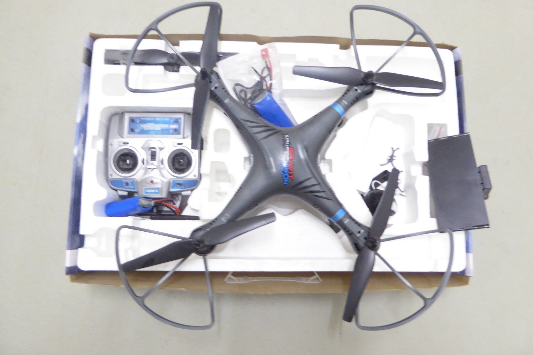 RC Kits de montage: Drone – D'occasion à Mülligen par Ferue