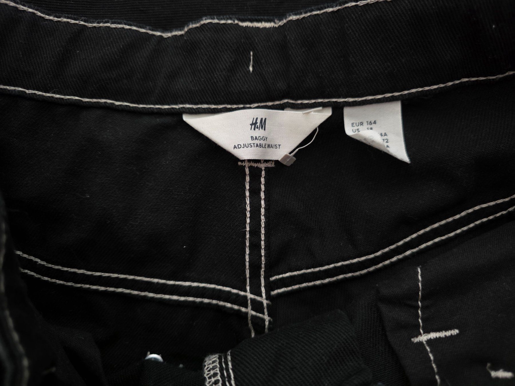 H&M Pantaloni: Hose von H&M, Gr. 164 – Usato da Lengnau AG venduto da m5f1r9 4