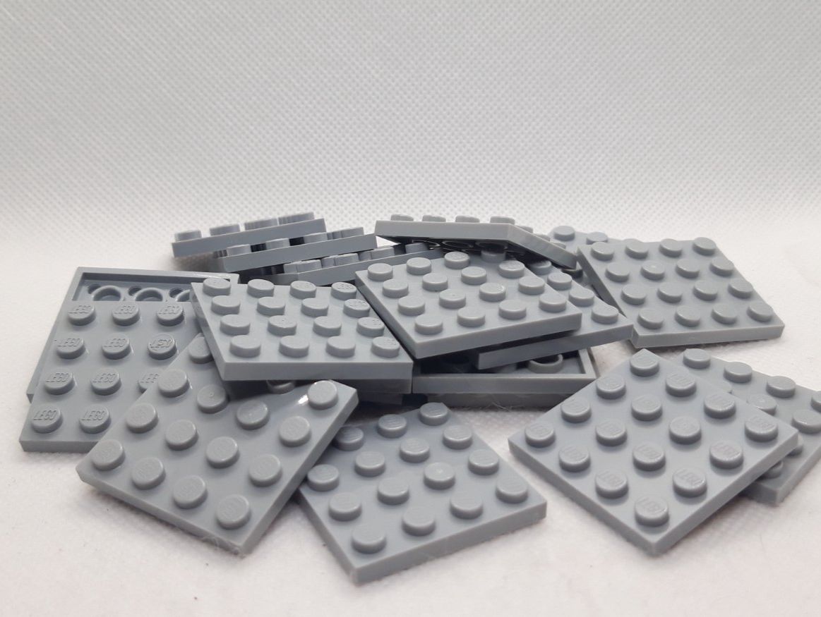 Lego Giocattoli: Lego 20 Stk. Plate 4x4 medium stone grey – Usato da Inwil venduto da Dokyiioto 1
