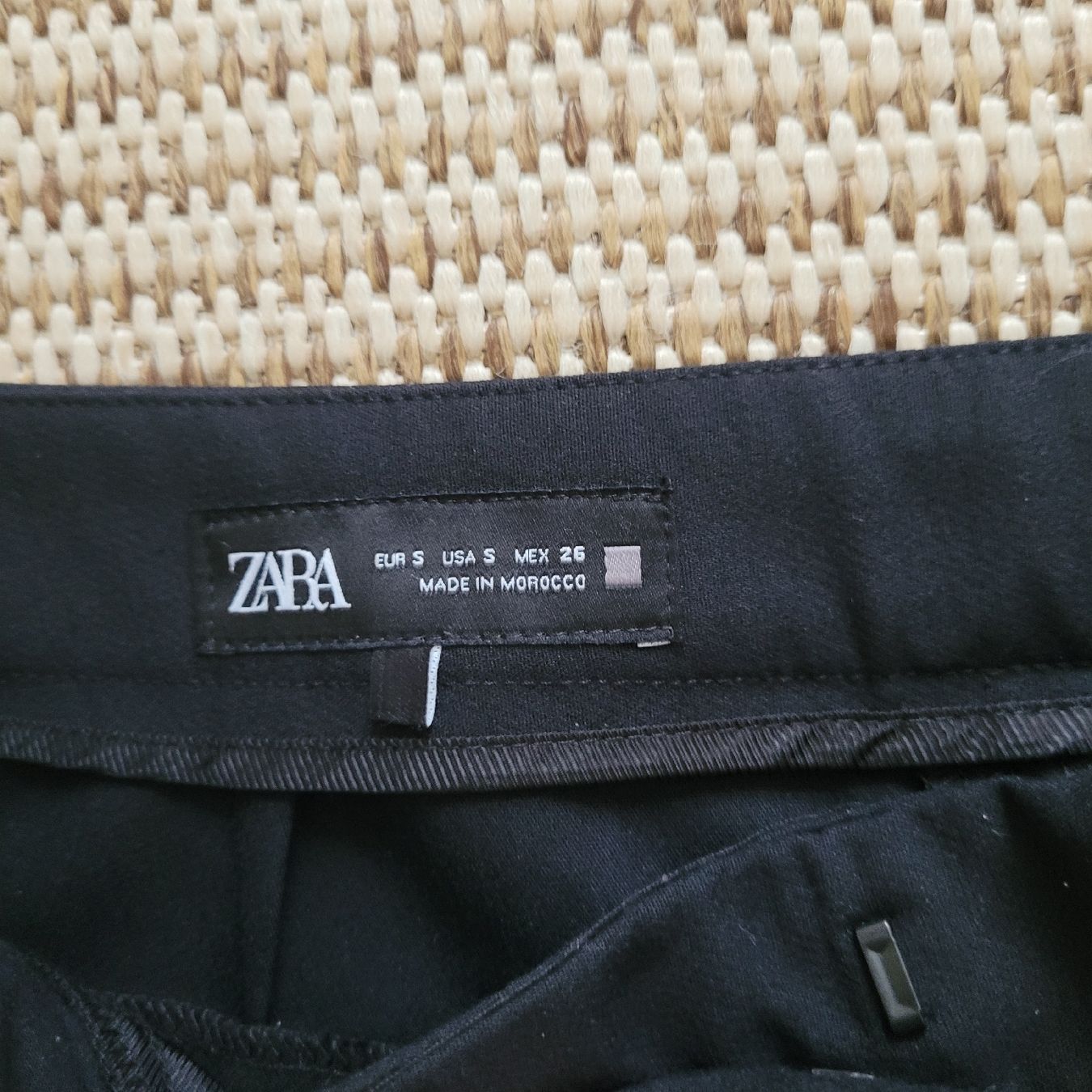 Zara Pantaloni: ZARA Pantalon noir Taille S – Nuovo (secondo la descrizione) da Genève venduto da Tanaa_12 4