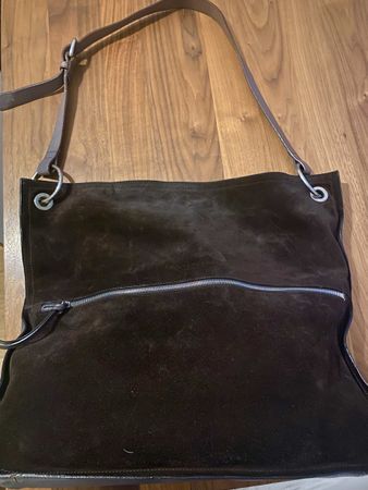 Schulter- und Umhängetasche Nannini aus Leder