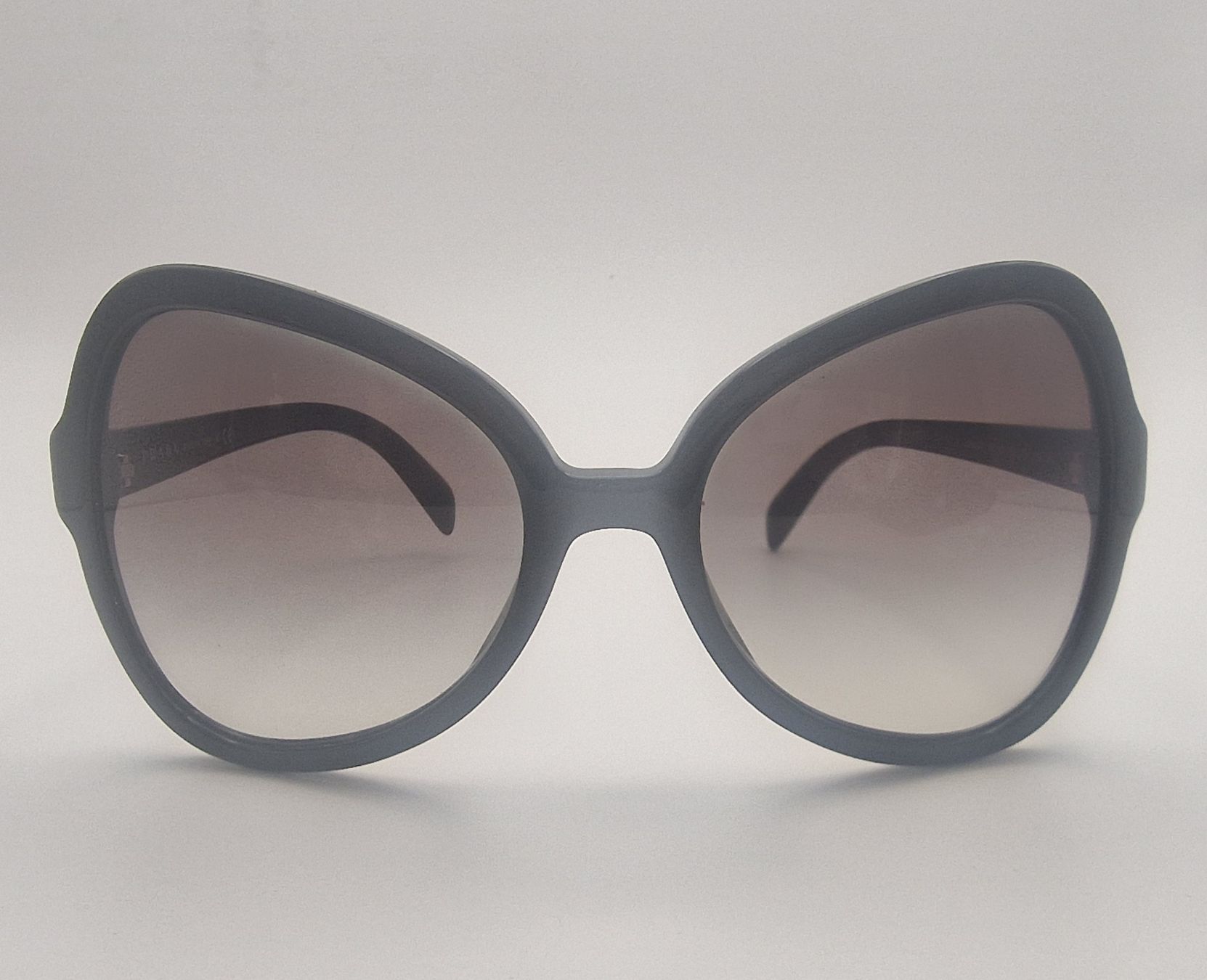 Occhiali & Lenti: PRADA Sonnenbrille – Nuovo (secondo la descrizione) da Frauenfeld venduto da luckyOne29