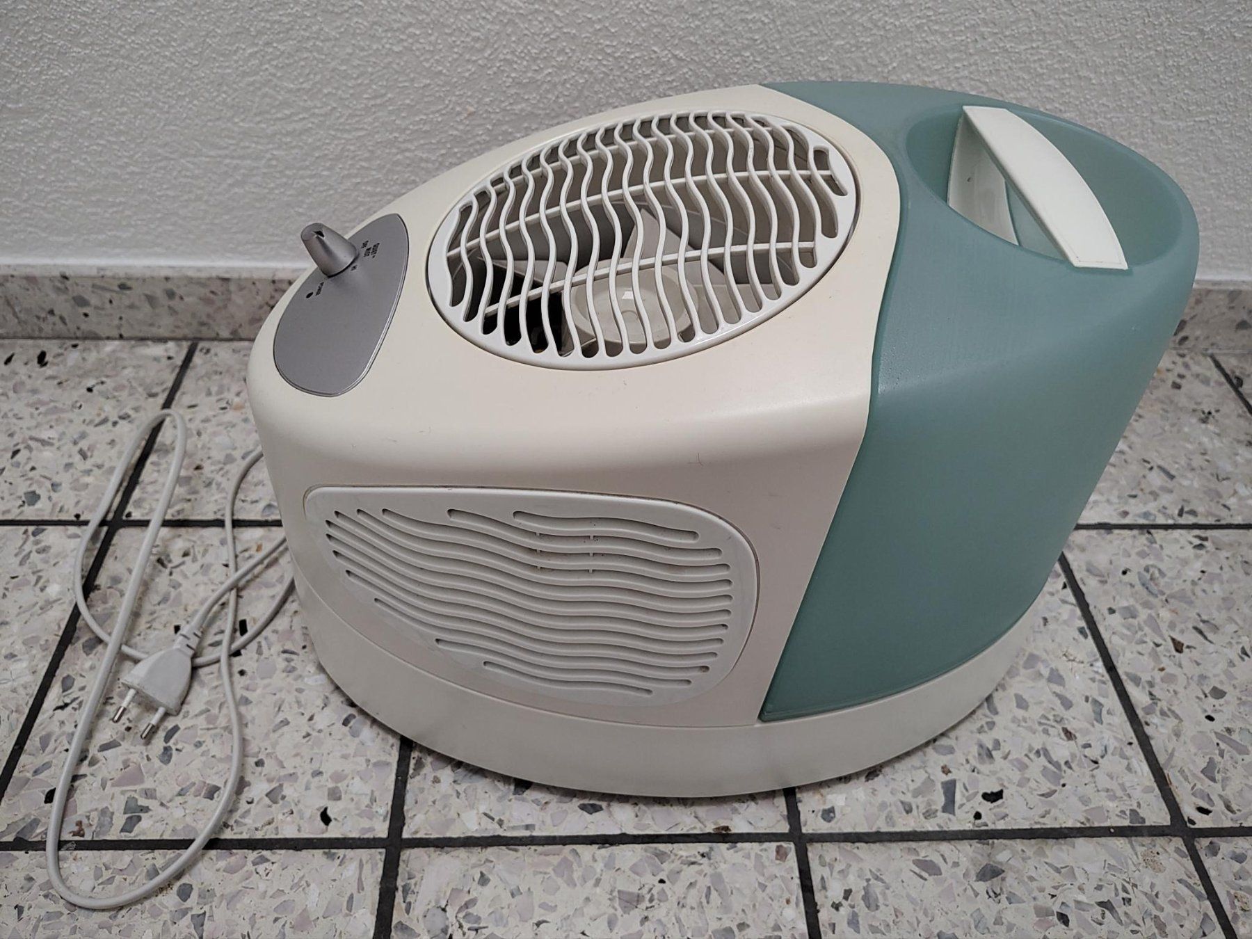 Umidificatori d'aria: Luftbefeuchter Air-O-Swiss – Usato da Basel venduto da dybli07 2