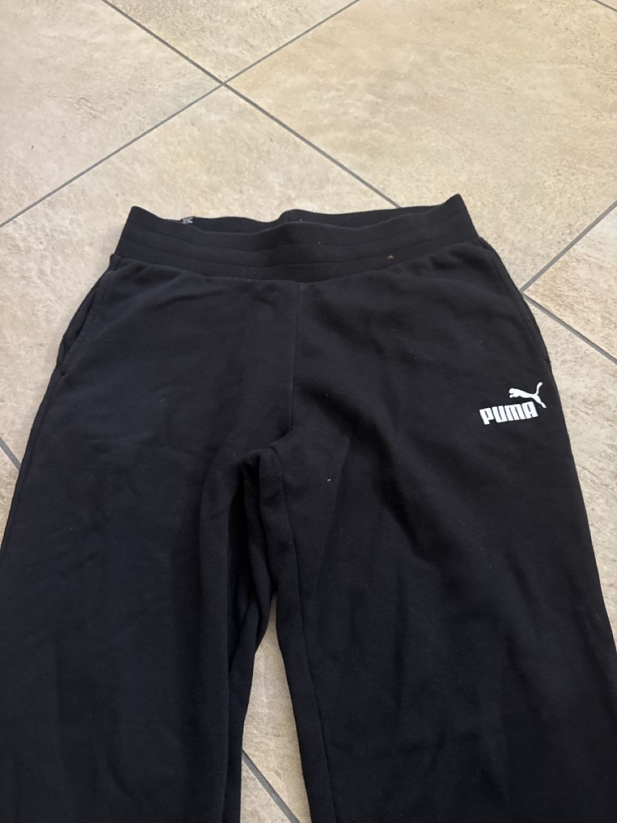 Puma Hosen: Trainerhose Grösse S – Neu (gemäss Beschreibung) aus Otelfingen von Tommy112 1