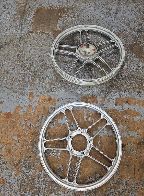 Jantes: Puch Felgen selten 16" – D'occasion à Langwiesen par Schwedenpanzer88