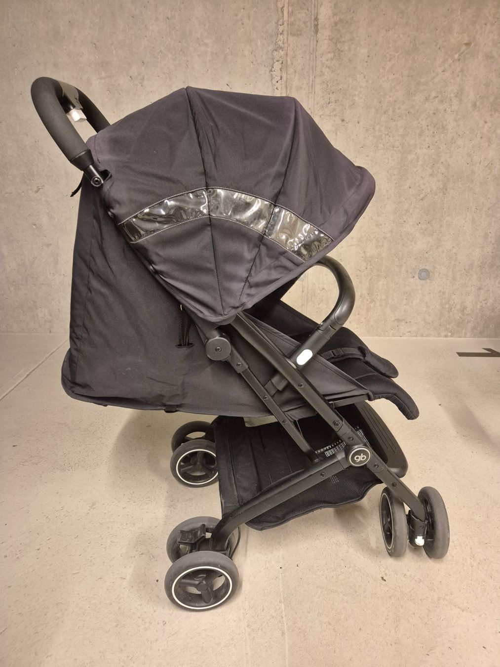 Carrozzine: Gut erhaltener Buggy Qbit+ All-Terrain – Usato da Luzern venduto da car_y9cn 2