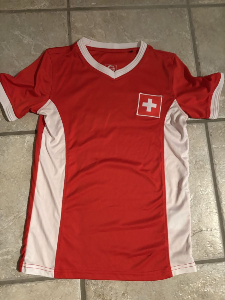 Schweizer Nati Canottiere & Pantaloni: Fussballtrikot Schweiz Gr. 152 – Usato da Urdorf venduto da worldaround