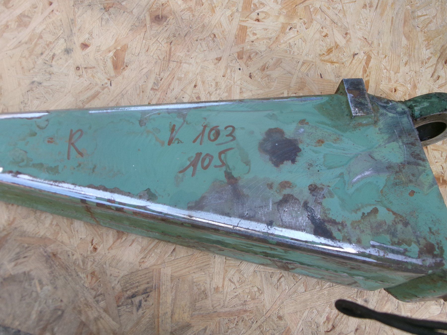 Bührer Trattori: Bührer -Traktoren  -Vorderachse  V - 103 / 105 – Usato da Eschenbach SG venduto da GM-29 2
