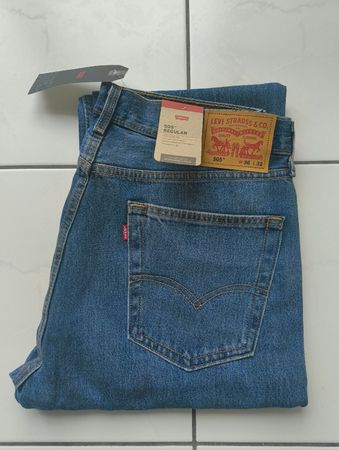 Jeans Levi's 505 Regular blau W36 L32 neu mit Etikett