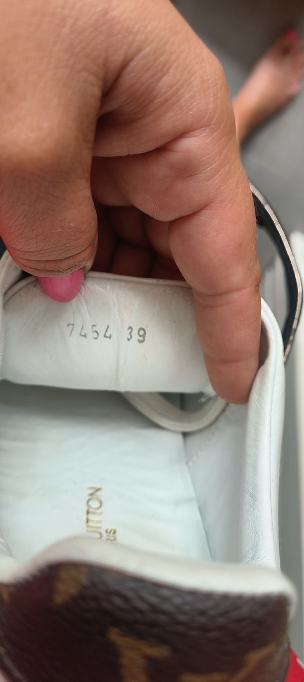 Scarpe da donna: Louis Vuitton Schuhe  – Usato da Beringen venduto da Holly.80 6