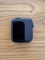 Apple Watch Series 4 GPS 40 mm  Space Gray Aluminum