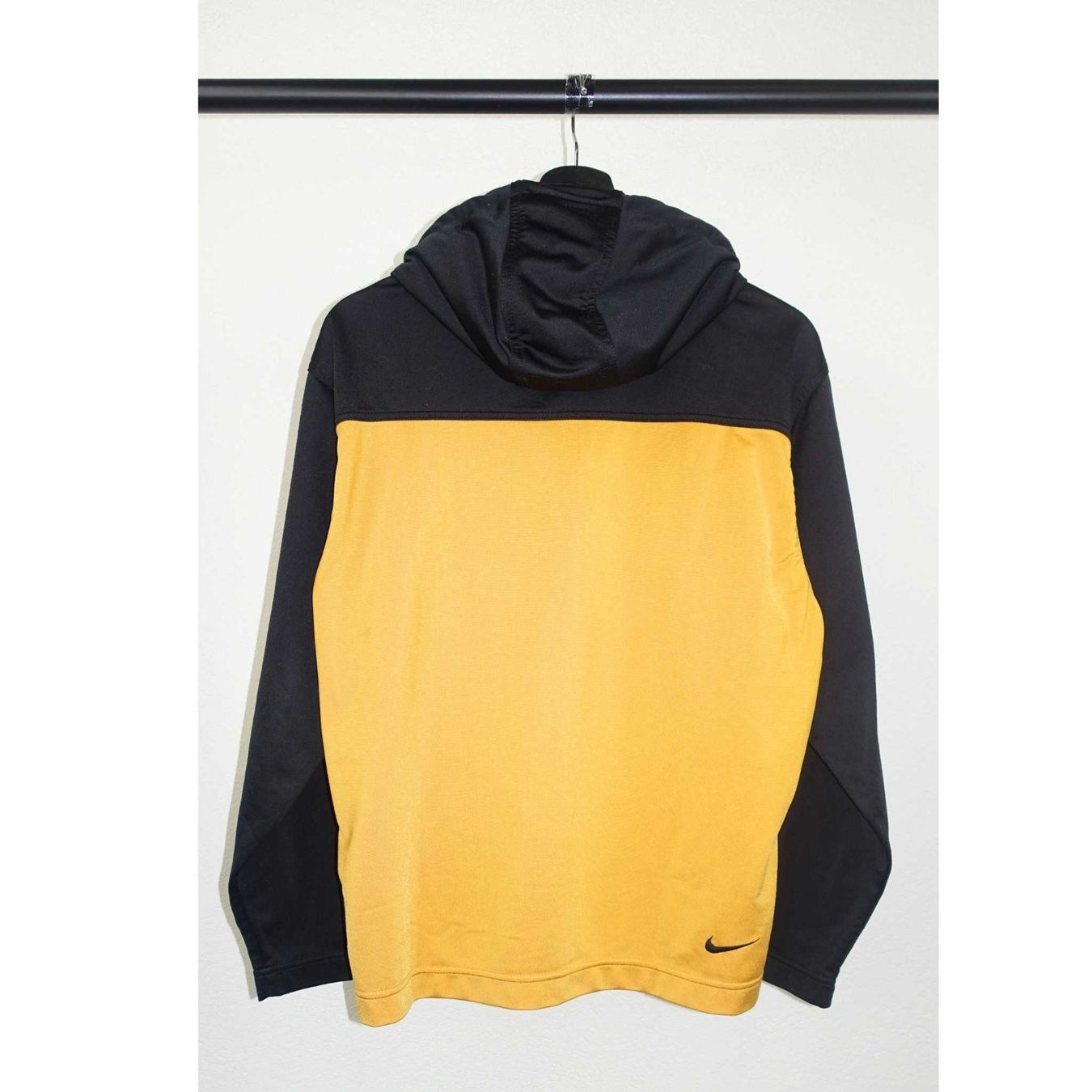 Nike Maglioni & Felpe: Nike Pullover Vintage Grösse XL – Usato da Bülach venduto da secondo. 2