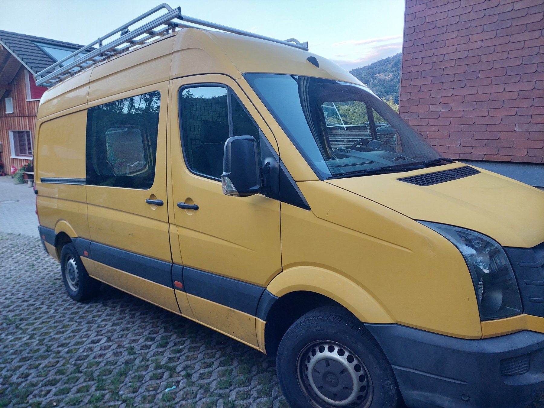 VW Véhicules utilitaires: VW Crafter 35 – D'occasion à Lichtensteig par Luftverbraucher 1