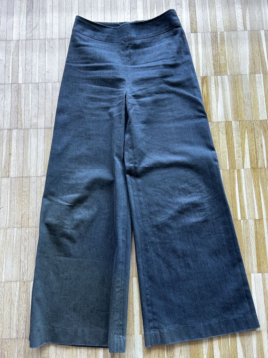 Pantaloni: Jeanshose Simpelthen Gr.36 olive – Usato da Bonstetten venduto da Audreystyle 1