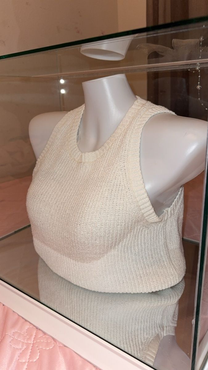Top: Damen Strick Top weiss – Usato da Buchs AG venduto da era_5wsj 1