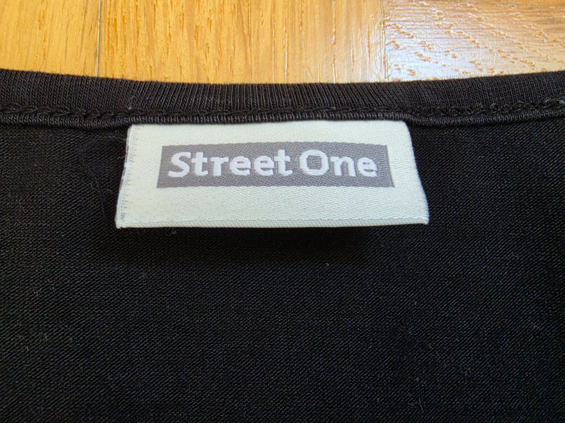 T-shirt: Shirt Street One Gr. 34 – Usato da Stäfa venduto da flamingo_17 2
