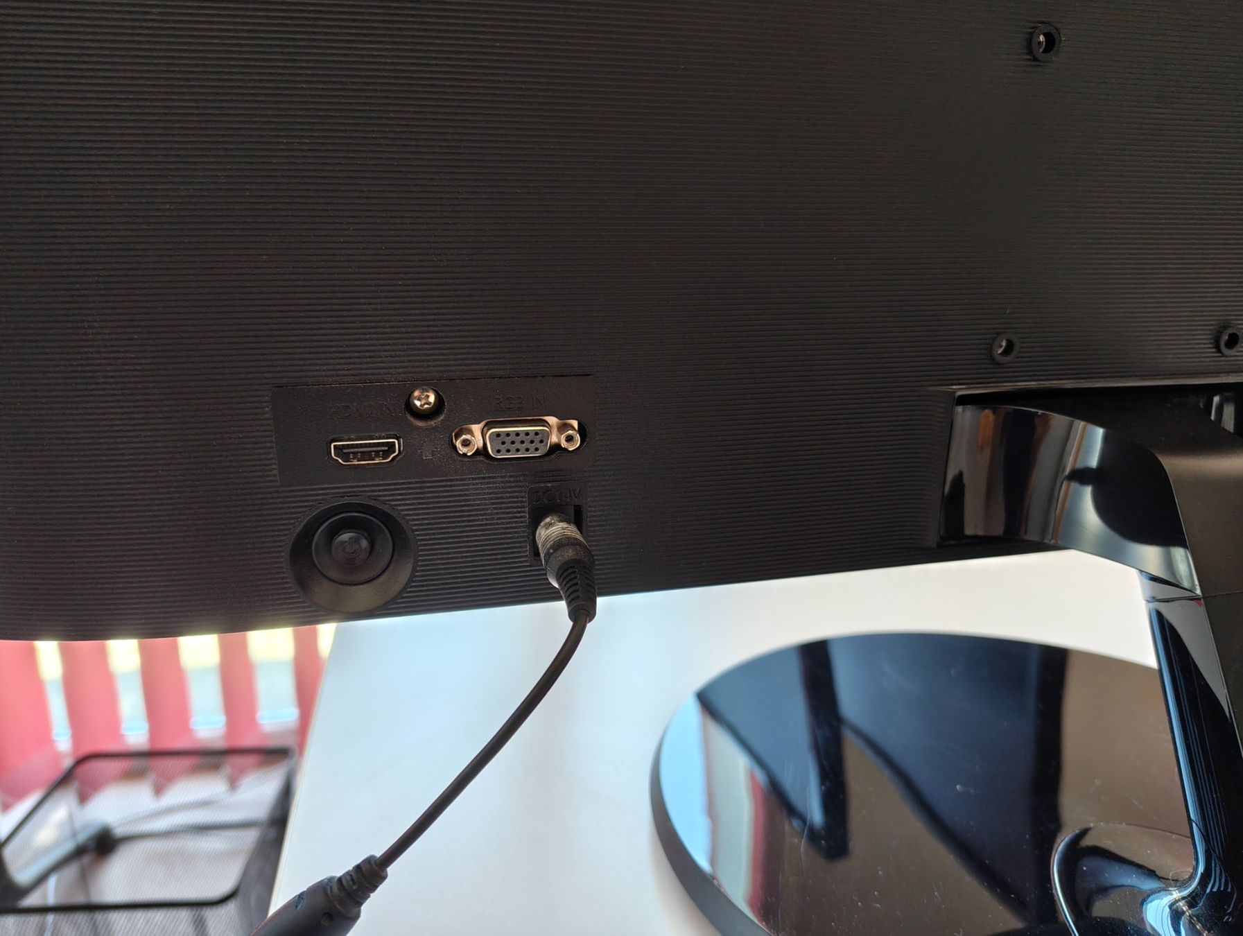 Samsung Monitor: Ecran d'ordinateur Samsung S27F350FHU – Usato da Courtelary venduto da Jpy_CH 2