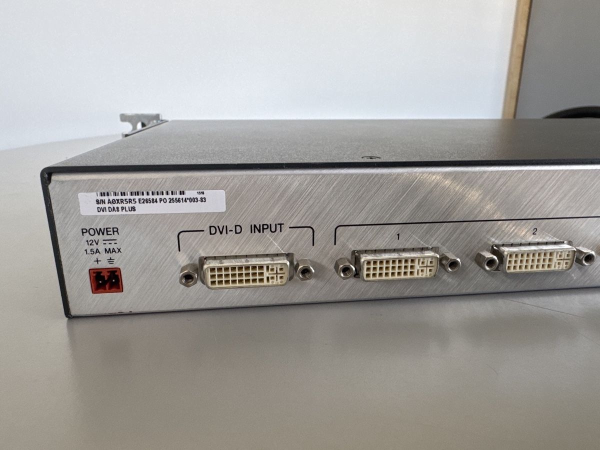 Verstärker: Extron DVI DA8 Plus Series DVI Verteilverstärker, Top! – Gebraucht aus Urdorf von Studerpa 2