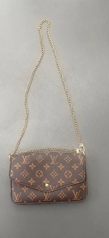 Taschen für Damen: Sac à main  – Neu und originalverpackt aus Areuse von Nic_wd9n 2