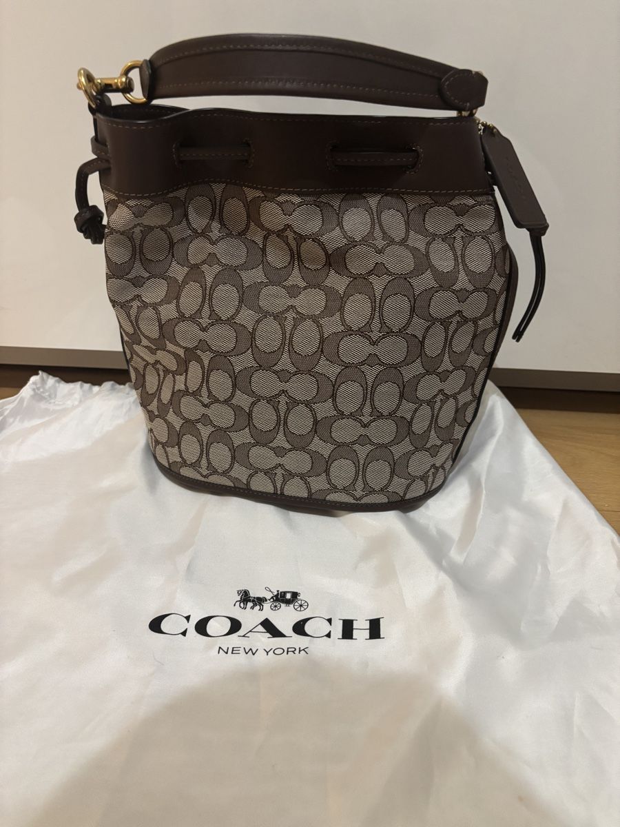 Coach Borse da donna: Coach Bucket Bag Braun – Nuovo (secondo la descrizione) da Safenwil venduto da car_fr5j