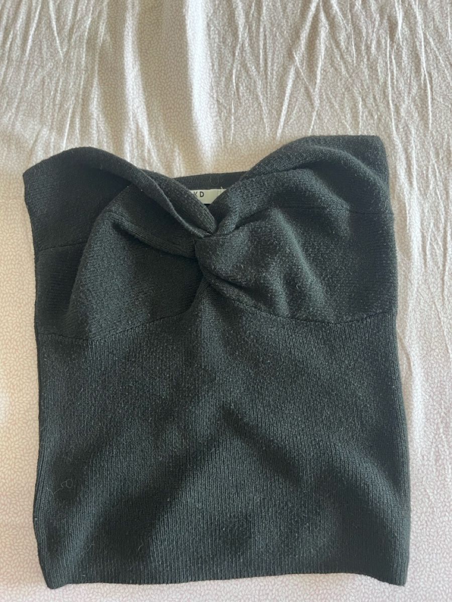 Na-kd Top: Damen Top black - Gr. XL - Marke NAKD – Usato da Tenero venduto da debsag