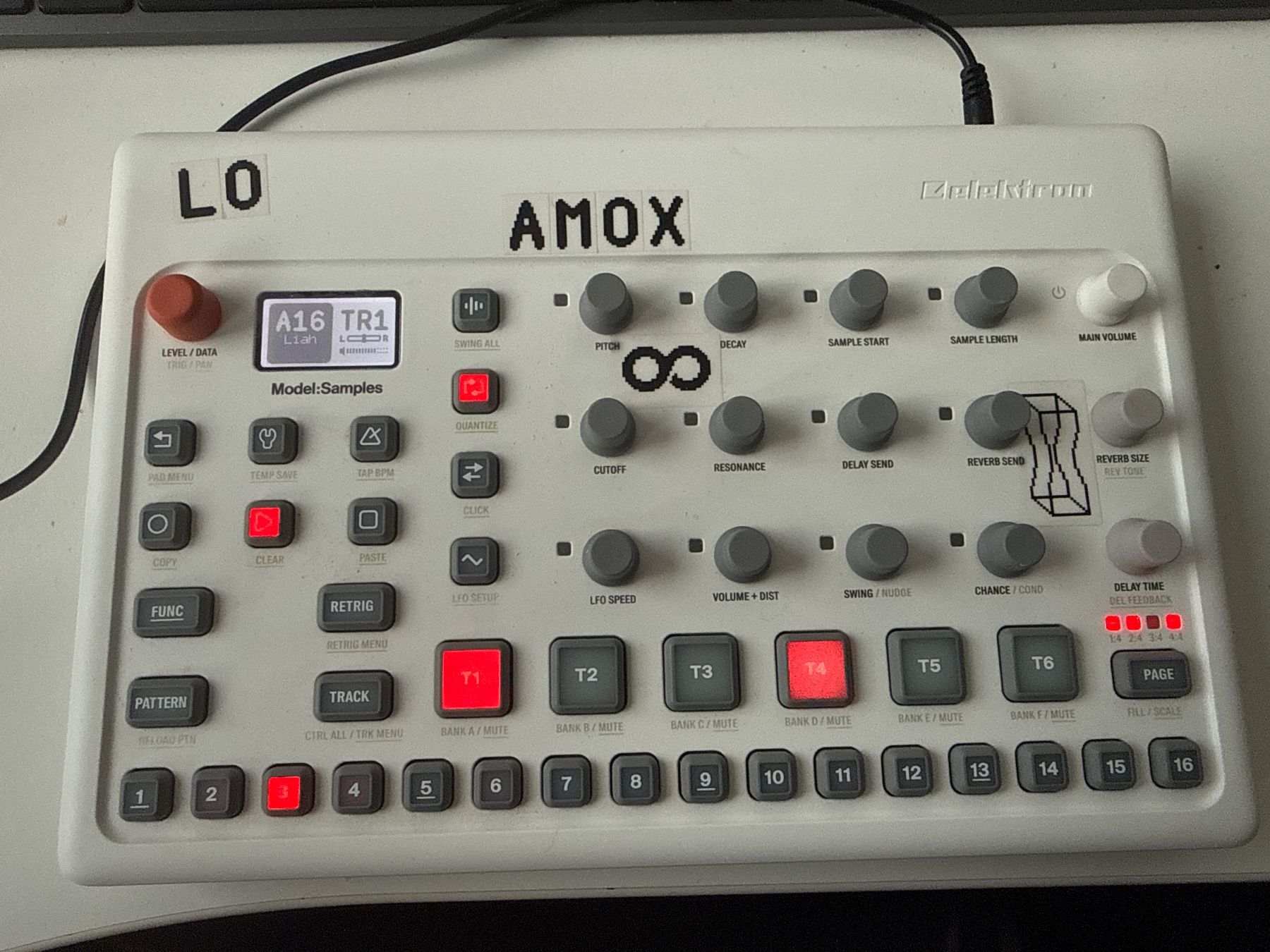 Elektron Instruments de musique: Elektron Model:Samples – D'occasion à Buchs ZH par NOYB0880 1