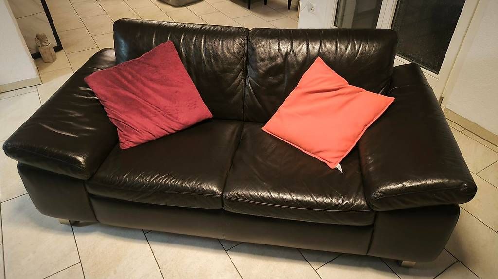 Pfister Sofas: Echtledersofa Set zu verkaufen. – Gebraucht aus Tschugg von Stoller3 1