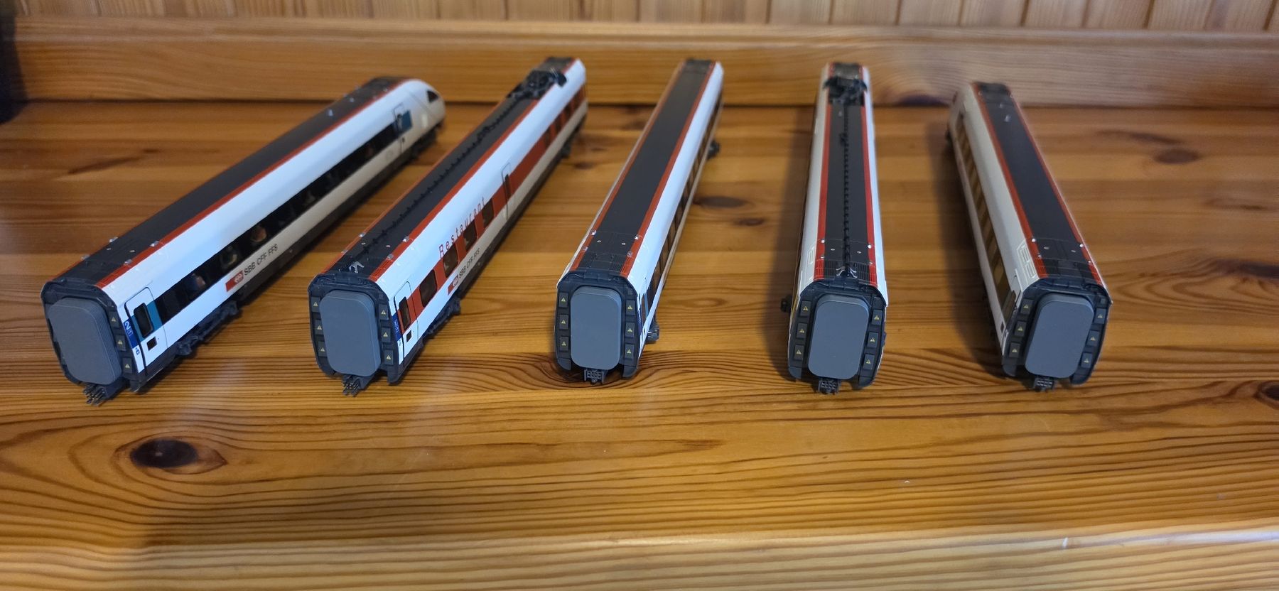 Roco Modelleisenbahnen: Roco ICN SBB Rabde 500 – Neu (gemäss Beschreibung) aus Bettlach von United83 3