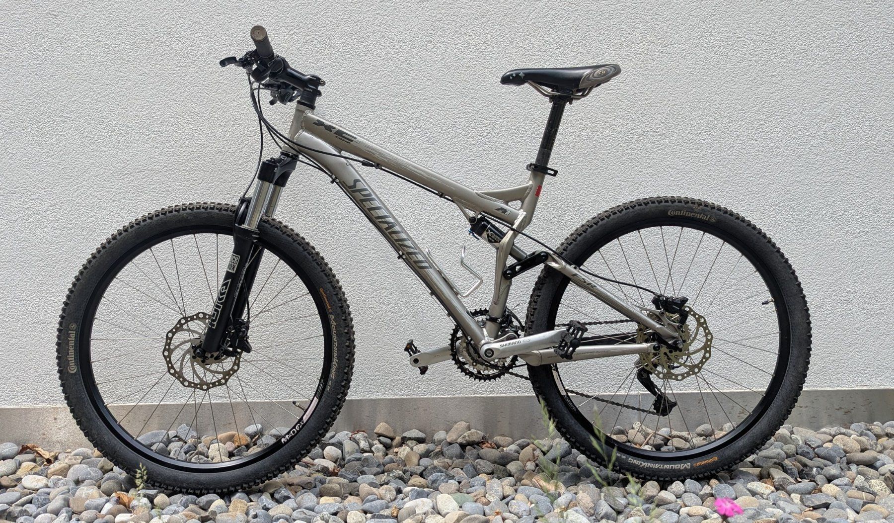Specialized Biciclette: Specialized XC Fully Mountainbike 26" – Usato da Emmetten venduto da czn11 1