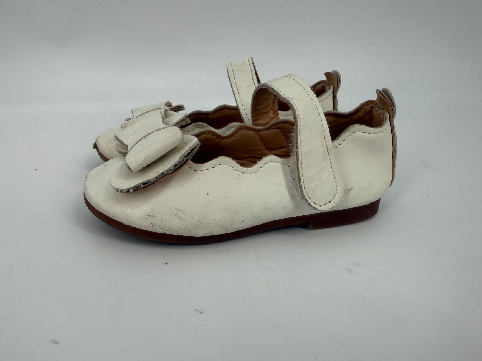 Scarpe per ragazze: Mädchen Schuhe/ Ballerina Gr. 24 – Usato da Auenstein venduto da moin.