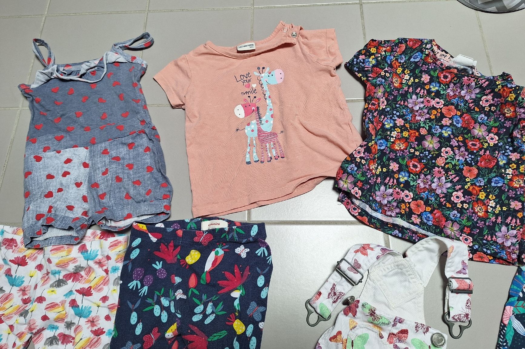 Lotti & Set di vestiti: Kleiderset Sommer Grösse 80 – Usato da Sissach venduto da Nothing123 4