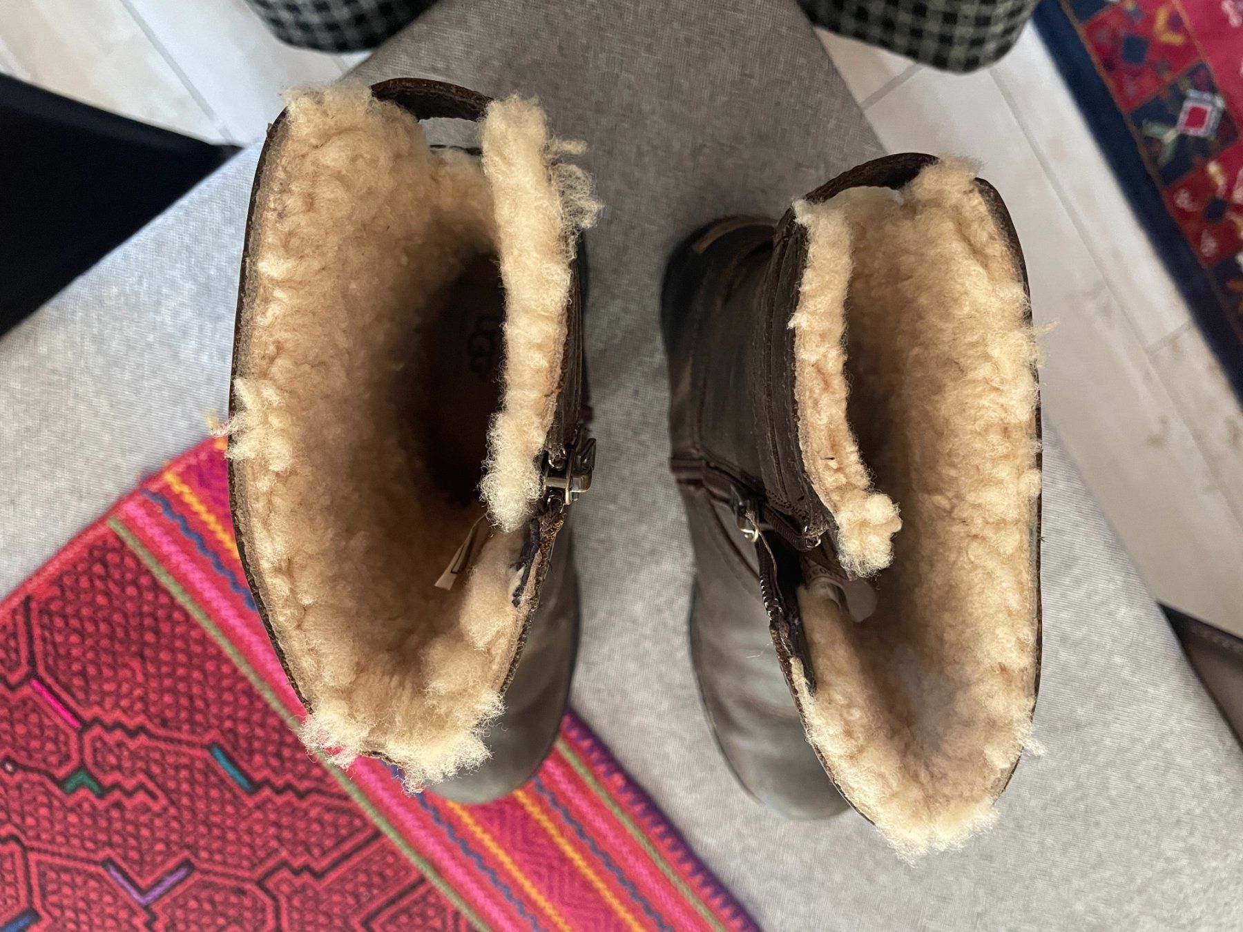 Ugg Scarpe da donna: UGG Leather Winter Boots – Size 37 – Usato da Aire-la-Ville venduto da sa__8skk 5
