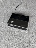 Acer P5270 Beamer XGA 3000 Lumen mit weissen Punkte