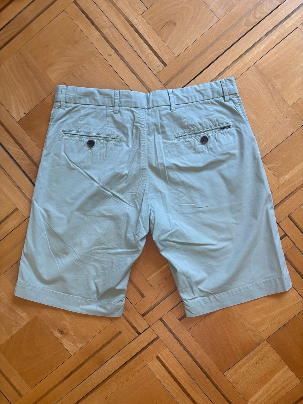Hackett Pantaloni: Shorts von Hackett, mintgrün, Grösse 31 – Usato da zürich venduto da gbraun 1
