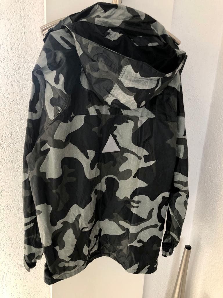 Giacche: Regenjacke – Usato da Schlieren venduto da Sunshines 2