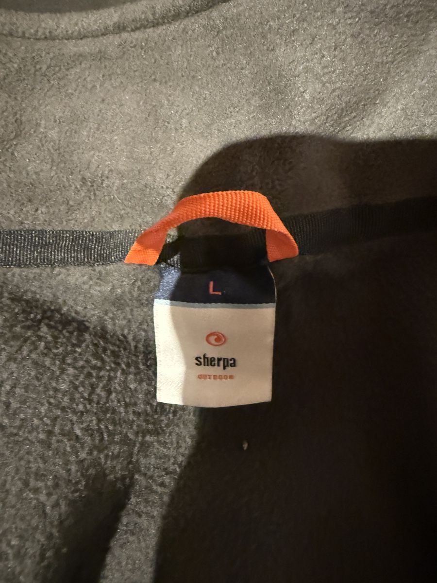Sherpa Giacche: Sherpa Jacke – Usato da Lützelflüh-Goldbach venduto da Wurschdsalat 2