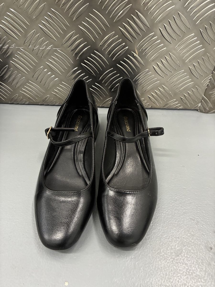 Graceland Scarpe per ragazze: Graceland Heel Shoes, 36 – Usato da Bern venduto da wisemagpie
