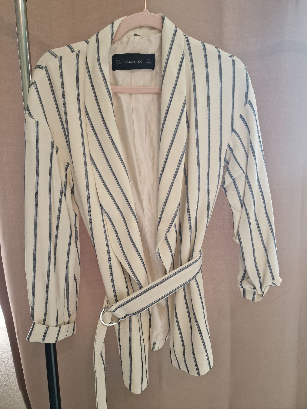 Zara Giacche: Zara gestreifter Wickel-Blazer – Usato da Balgach venduto da kimo1 1